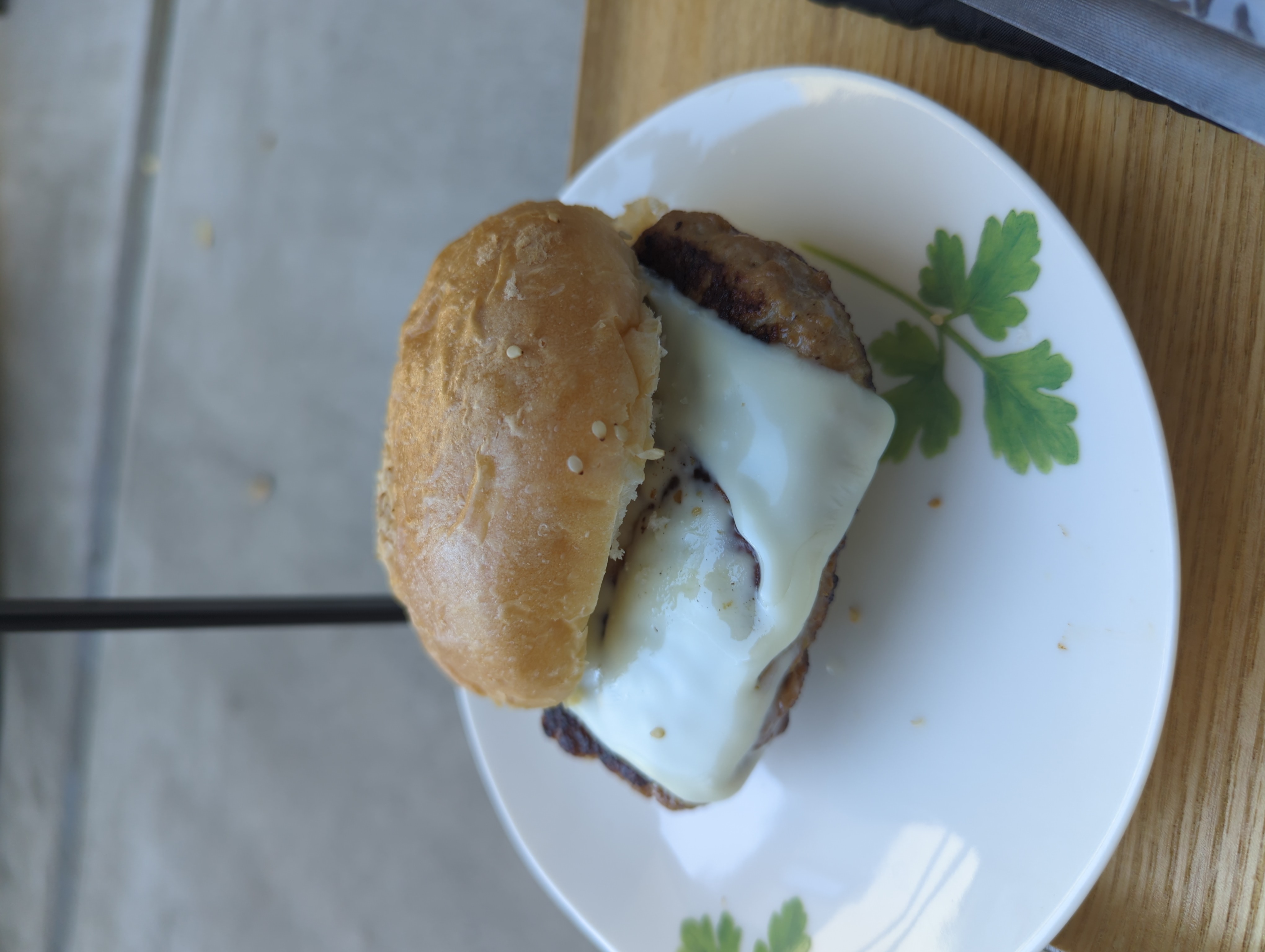 スタンダードチーズバーガー